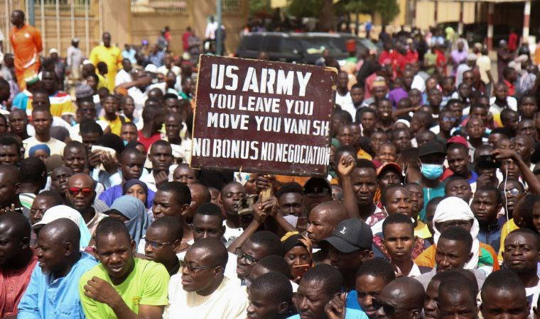 Rus askerleri ABD üssünde konuşlandı: Nijer'de gerilim artıyor!