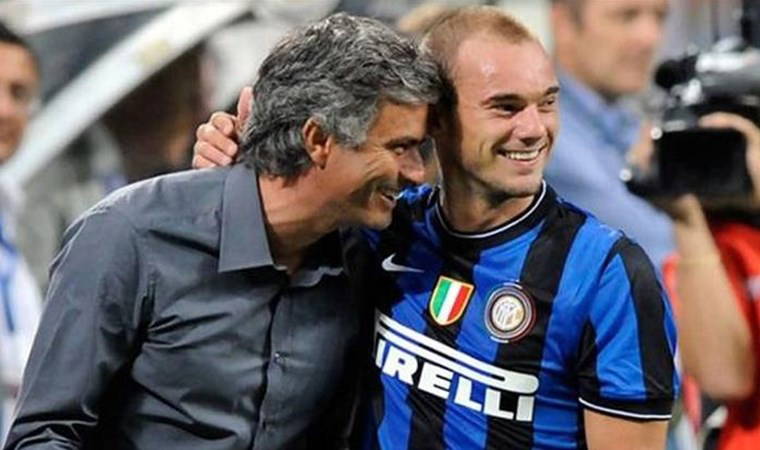 Wesley Sneijder duyurdu: 'Mourinho ile konuştum, Fenerbahçe'ye...'