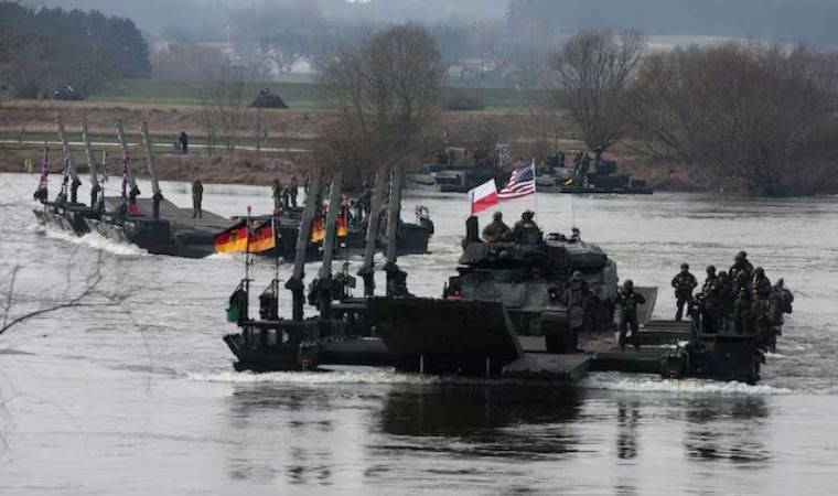 Moskova'dan iddia: NATO, Rusya ile çatışmaya hazırlanıyor