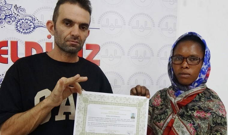 Ruanda'dan gelen kadın Iğdır'da evlendi