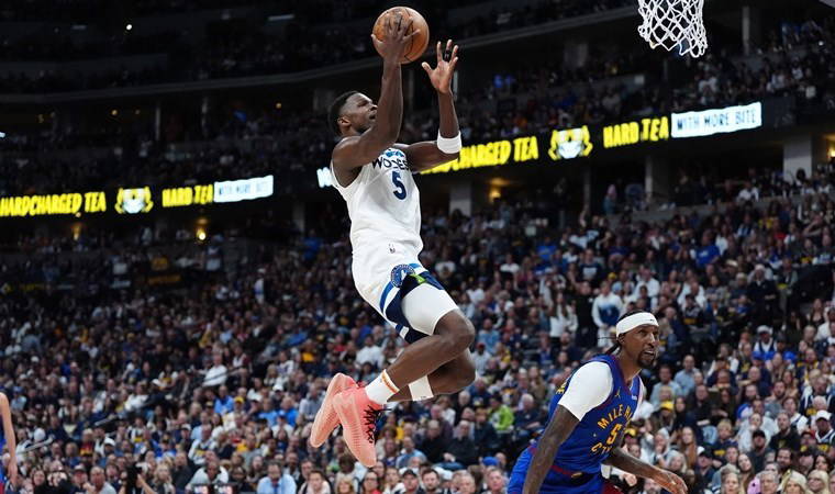 NBA'de Anthony Edwards yıldızlaştı: Minnesota Timberwolves seride öne geçti!