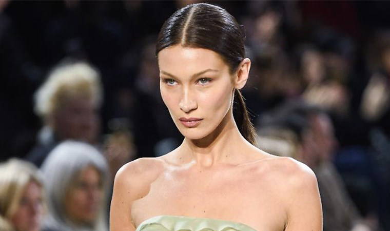 İsrail'e tepki gösterdiği için anlaşmaları iptal edilmişti: Bella Hadid modelliği bıraktı