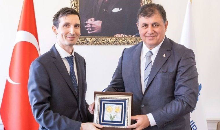 Başkan Tugay’dan 93. İEF için İtalya’ya partner ülke teklifi