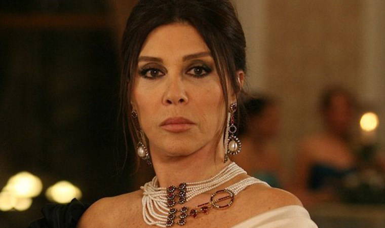 Nebahat Çehre'den korkutan haber: Apar topar hastaneye kaldırıldı!