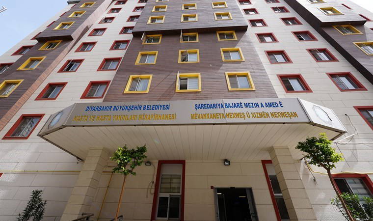 Sayıştay da usulsüzlük tespit etmişti: Diyarbakır’da kayyum bürokratlarına çifte maaş verildiği ortaya çıktı