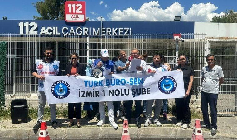 112 Acil Çağrı Merkezi çalışanları eylemde