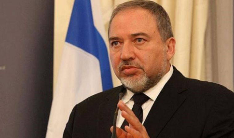 Eski Savunma Bakanı Netanyahu'ya istifa çağrısı yaptı