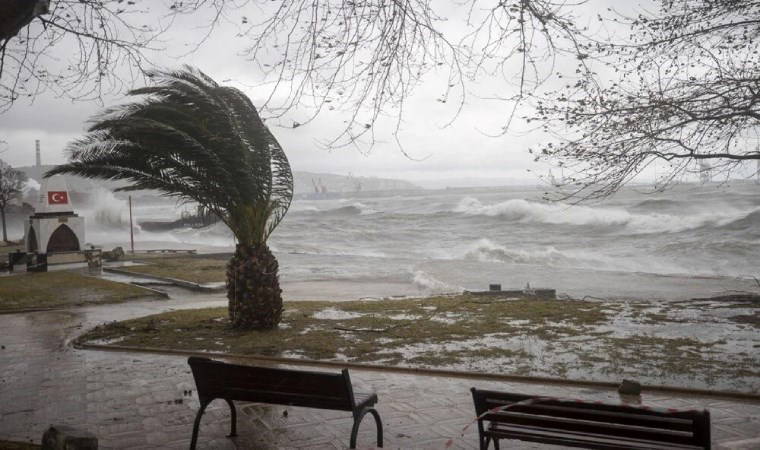 Çamur yağmurları geliyor: Yarın hava nasıl olacak? Yarın okullar tatil mi?
