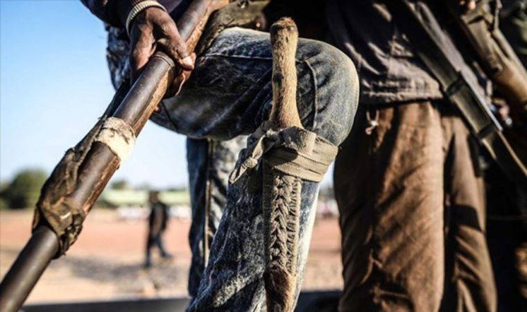 Nijerya'da düzenlenen silahlı saldırılarda en az 25 kişi öldü