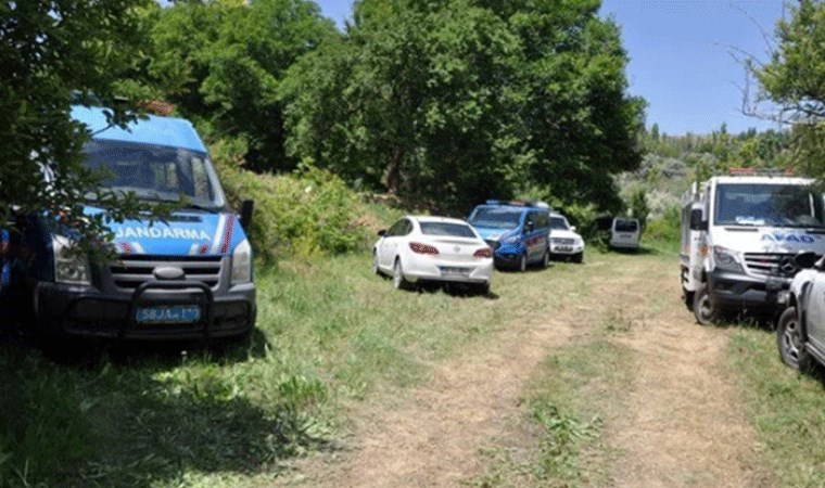 Sivas'ta arazide erkek cesedi bulundu
