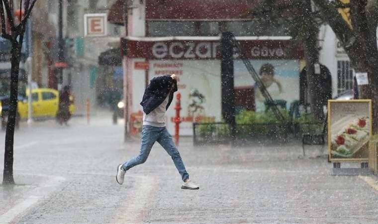 Meteoroloji uyardı: 6 ile gök gürültülü sağanak geliyor!