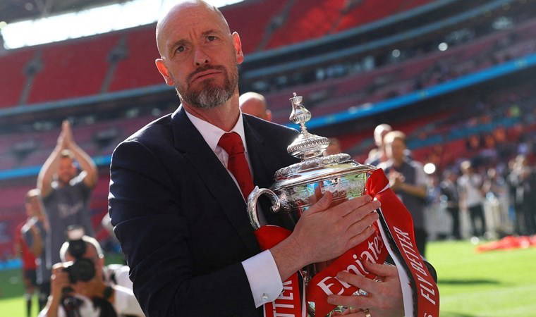 FA Cup'ta zafere ulaşmıştı: Manchester United'dan Erik ten Hag kararı!