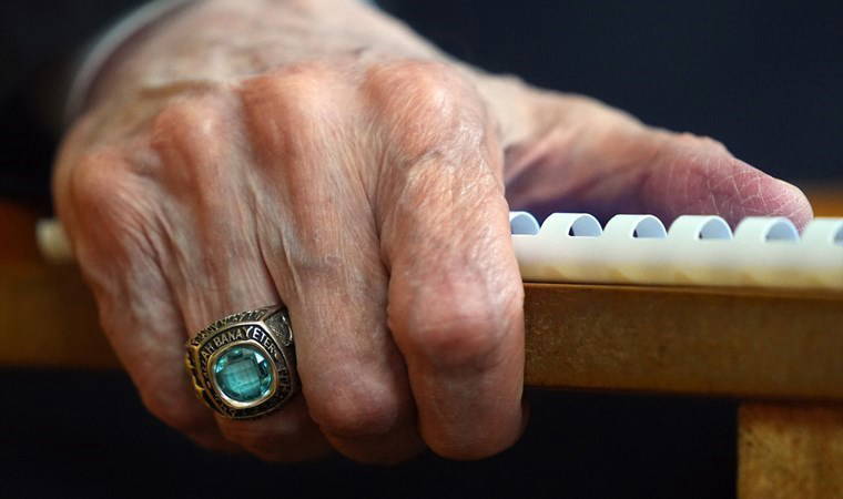 Bahçeli’nin mesajlı ‘yüzük’ paylaşımı...