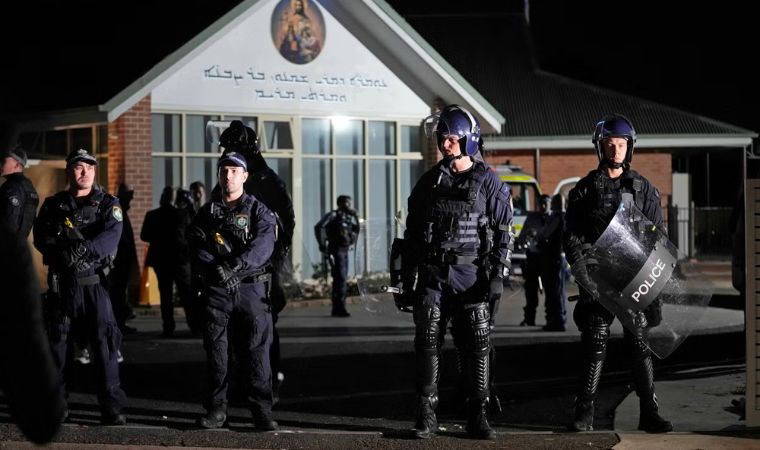 Avustralya'daki kilise saldırısını yapmakla suçlanan gence yeni suçlamalar yöneltildi