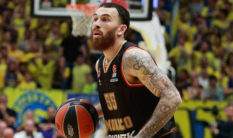 Mike James sözleşmesini uzattı