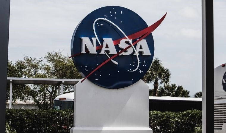 İki NASA astronotunun Dünya'ya dönüşü ertelendi