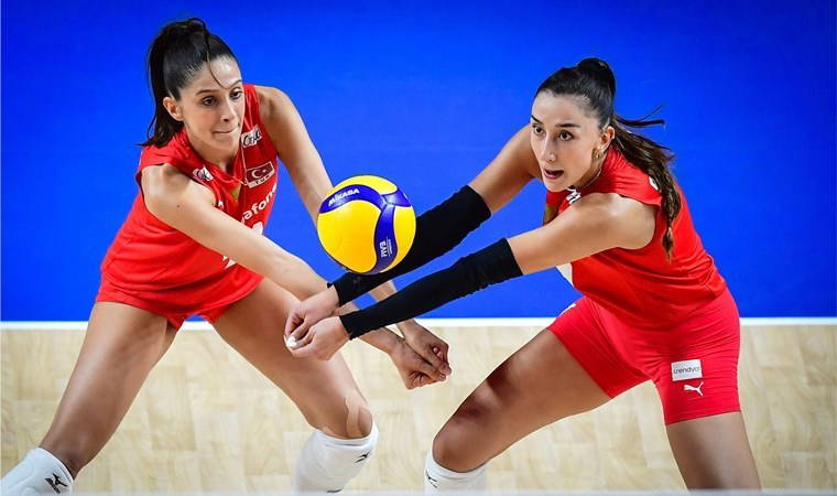 Dünya sıralaması birincilik maçında... Filenin Sultanları, Brezilya'ya mağlup oldu!
