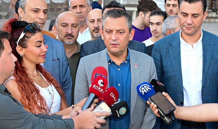CHP Genel Başkanı Özel, 16 siyasi partinin genel başkanıyla bayramlaştı
