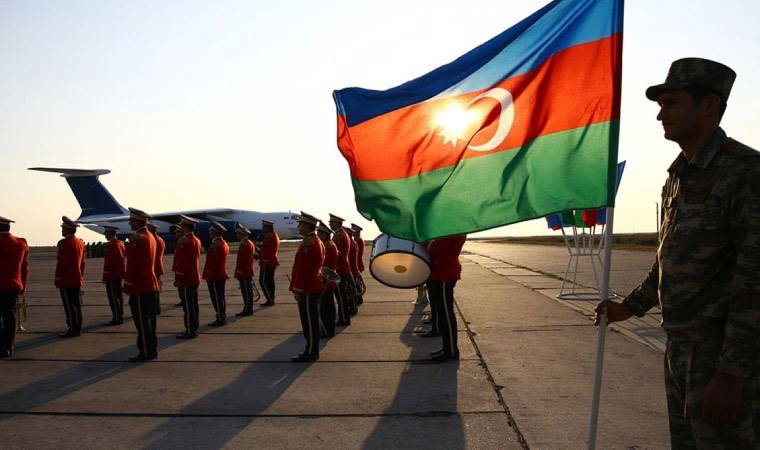 Azerbaycan'dan Fransa'ya 'Ermenistan' tepkisi: Ölümcül silahlar sağlaması provokatif faaliyetlerinin kanıtıdır