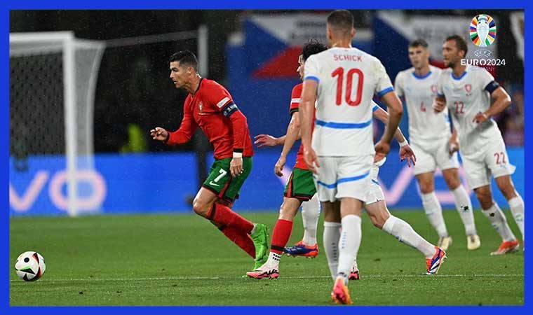 Çekya kendi etti kendi buldu! Portekiz'den uzatmalarda mucize geri dönüş...