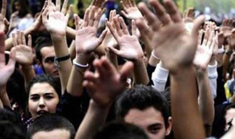 Gençler yaşadıkları sıkıntıları anlatıyor: Söz gençlerde...