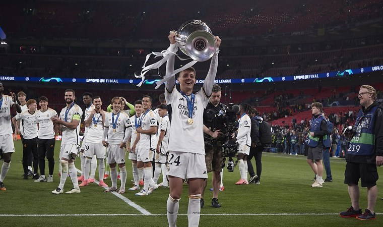 Şampiyonlar Ligi şampiyonluğu yaşan Arda Güler, tarihe geçti!