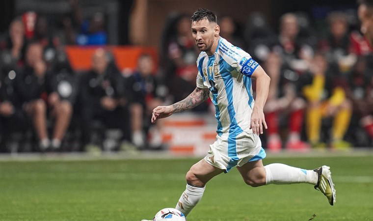 Messi'den bir ilk: Arjantin, Copa America'ya 3 puanla başladı!