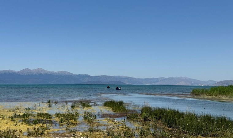 Beyşehir Gölü'nde tekne alabora oldu: 3 kişi kurtuldu, 1 kişi öldü