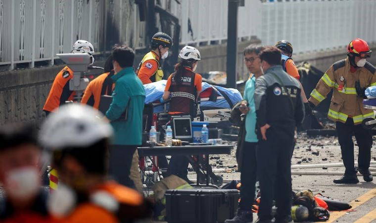 Güney Kore'de fabrikada çıkan yangında 20 kişi öldü