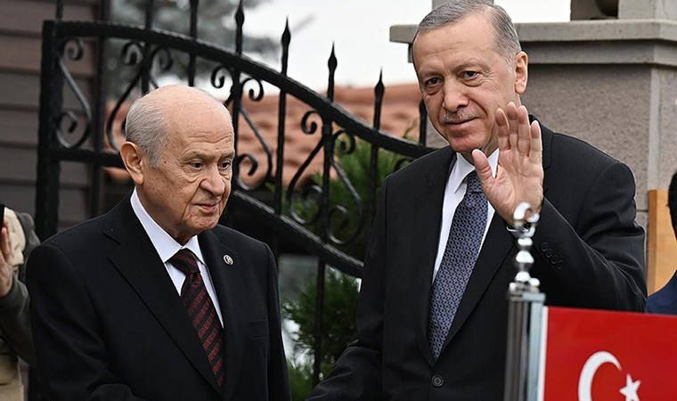 Çok konuşulacak kulis... Bahçeli, Erdoğan'a şart koydu: 'Erken seçim' kozunu mu kullanacak?