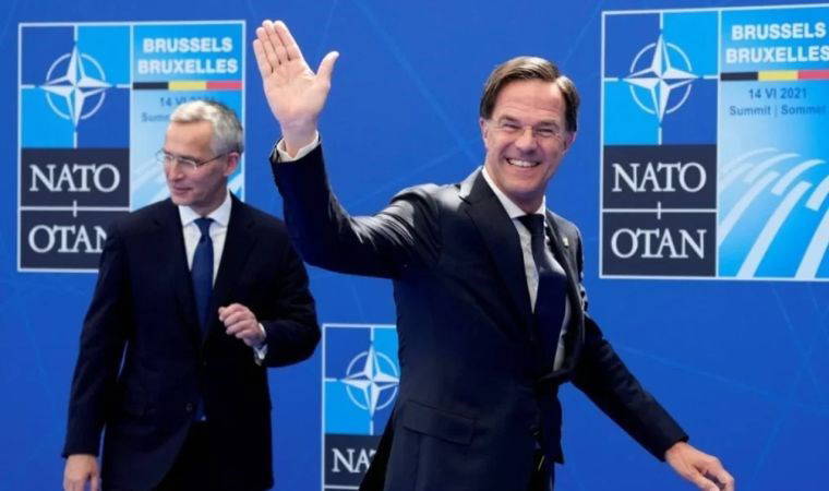Hollanda Başbakanı ittifakın zirvesinde