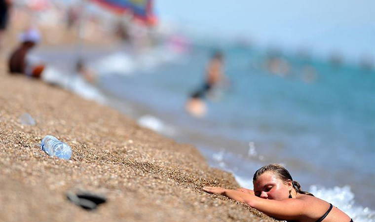 Uzmanından 'güneşlenme' uyarısı: Bu saatlere dikkat!