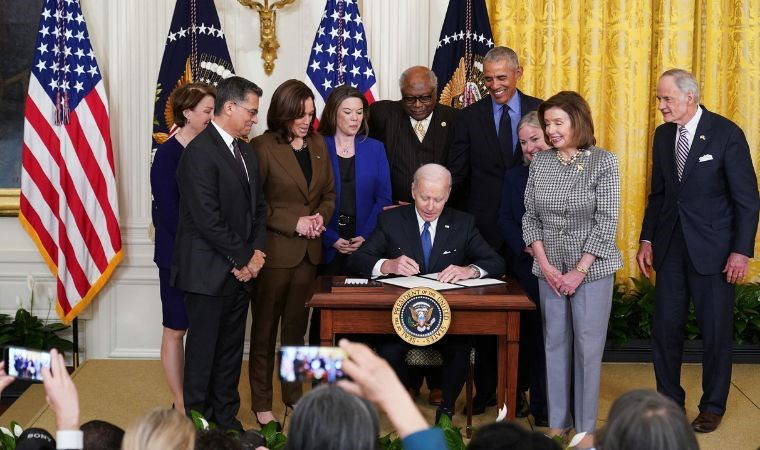 Biden, performansı yüzünden eleştiriliyor...