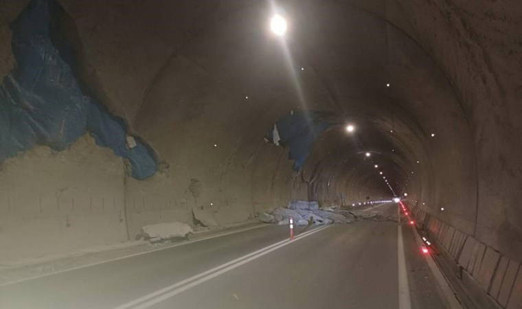 Artvin-Yusufeli karayolundaki tünelde çökme: Ulaşıma kapandı!