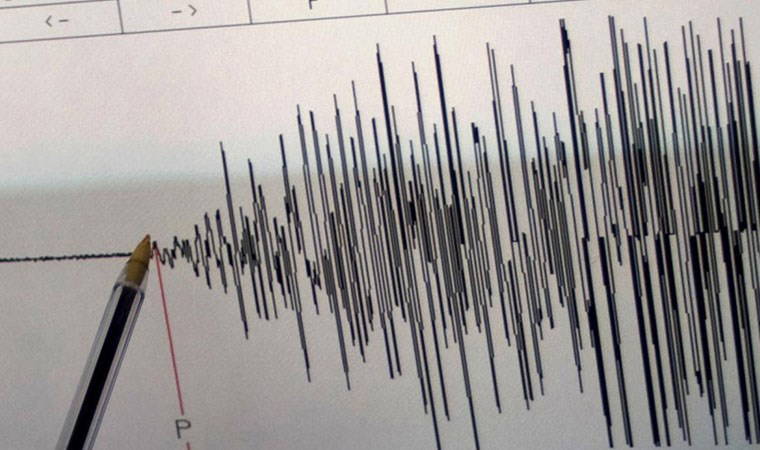Artçılar sürüyor: Japonya'da korkutan deprem