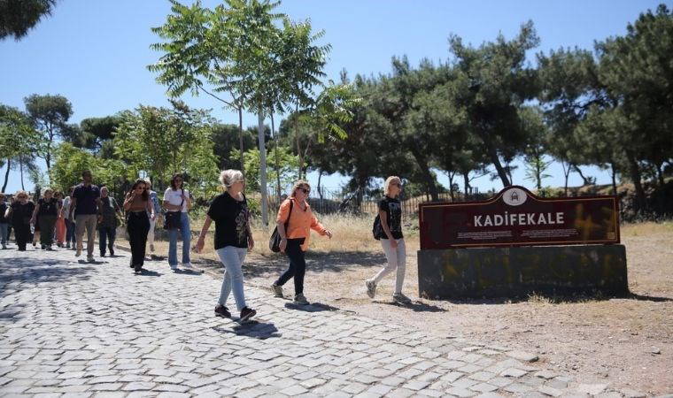 Konak’ta tarihe yolculuk devam ediyor