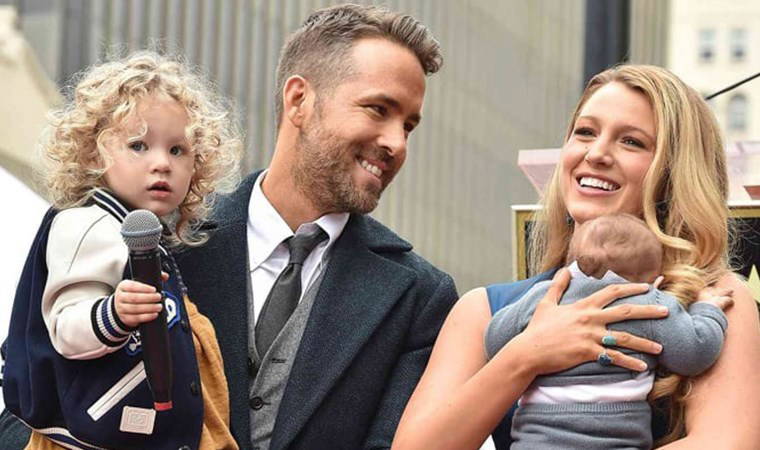 Dört çocuğu olan ünlü oyuncu Ryan Reynolds, babalık tavsiyesi verdi