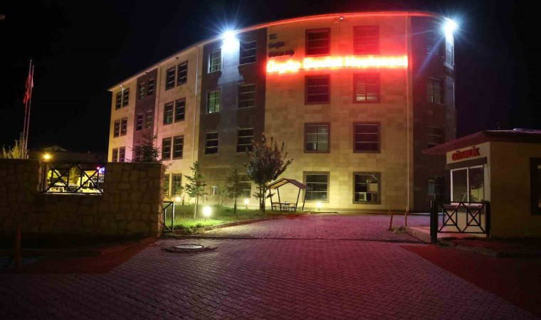 Yeni evli çifti ölüm balayında ayırdı: 21 yaşındaki kadın Kapadokya tatilinde hayatını kaybetti