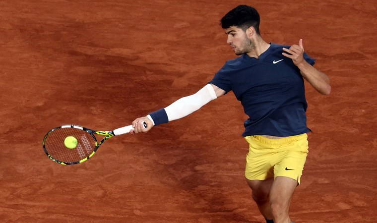 Alcaraz, Fransa Açık'ta yarı finale çıktı
