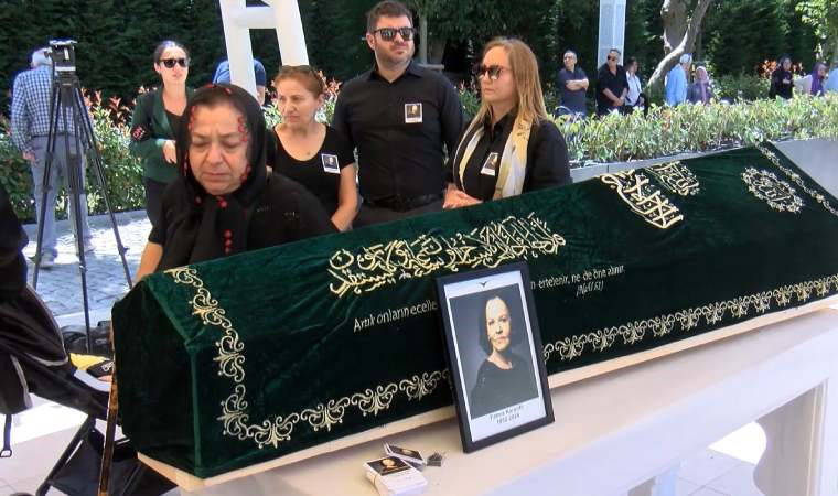 Aşk-ı Memnu'nun Şayeste'si oyuncu Fatma Karanfil son yolculuğuna uğurlandı