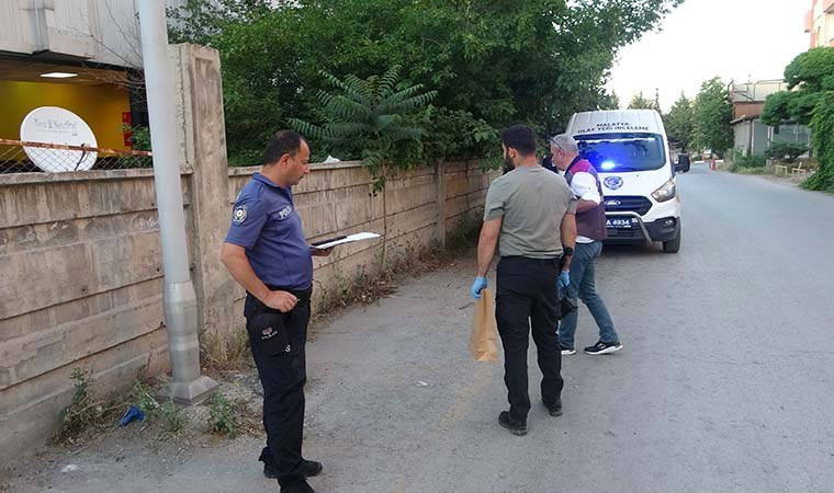 Aydınlatma direğine asılı halde bulunan genç hastaneye kaldırıldı