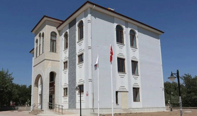 AKP'den YRP'ye geçmişti...