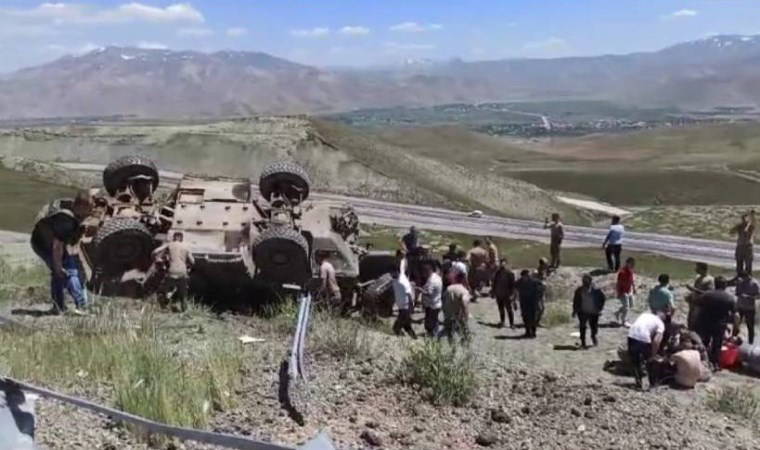 Van’da askeri araç devrildi: 3 asker yaralı