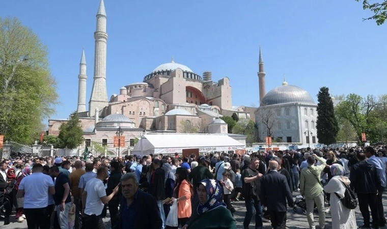 Kurban kesmek de memlekete gitmek de ateş pahası