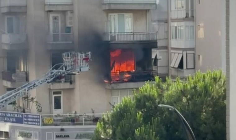 İzmir'de korkunç olay: Alevler evi sardı, yatalak hasta feci şekilde can verdi