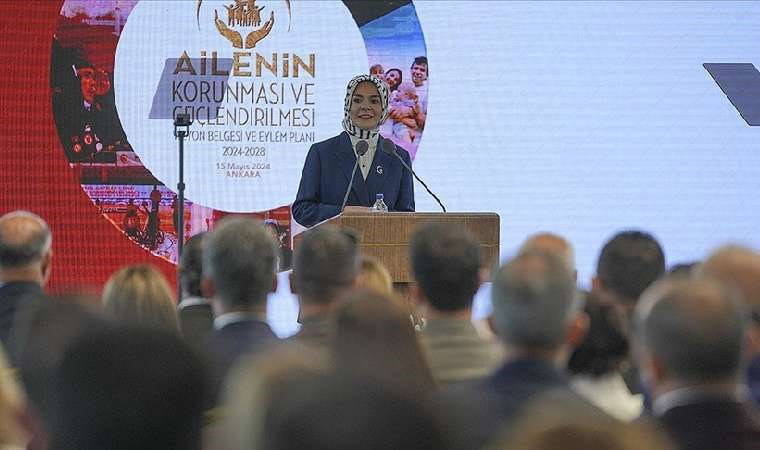 Bakanlığın ‘Ailenin Korunması Vizyon Belgesi’nde ailelere dini rehberlik hedefi yer aldı
