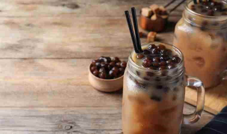 Evde boba nasıl yapılır? İşte enfes esmer şekerli Bubble Tea tarifi...