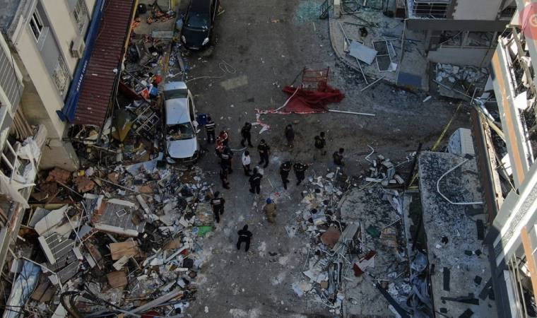 İzmir'de 5 kişinin öldüğü patlamada 2 şüpheli adliyeye sevk edildi