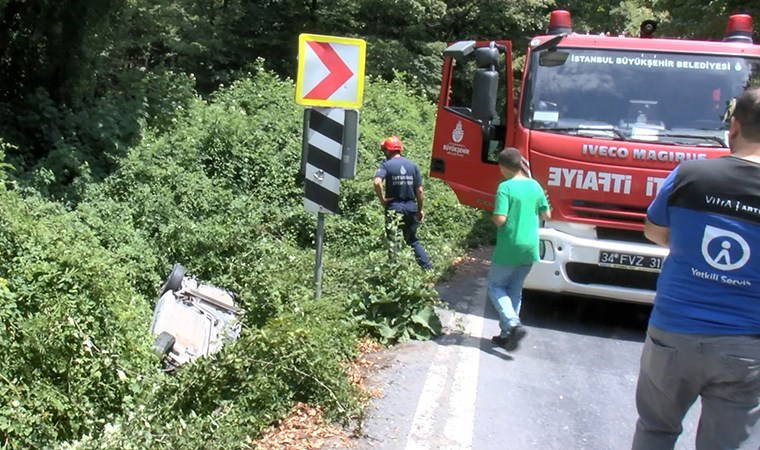 Kemerburgaz'da takla atan otomobil ormana savruldu!