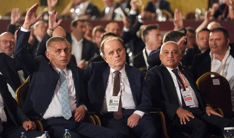 Mehmet Büyükekşi ile İbrahim Hacıosmanoğlu'na tepki: 'Nasıl aday olabiliyorsunuz?'